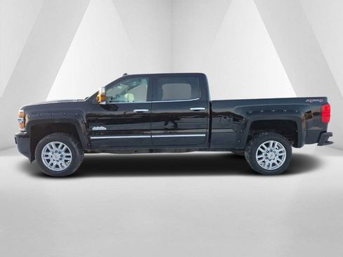 Used 2016 Chevrolet Silverado 2500 High Country image 8