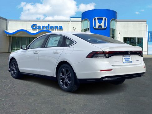 New 2026 Honda Accord EX-L image 4