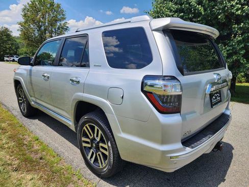Used 2015 Toyota 4Runner Limited AWD/4WD image 8