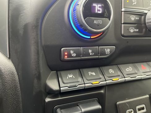 Certified 2022 Chevrolet Silverado 1500 LTZ w/ LTZ Premium Package image 26