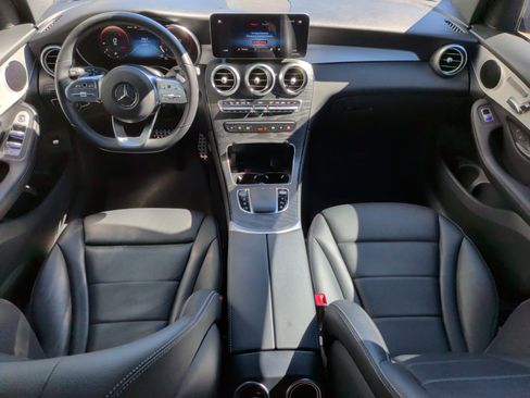 Used 2022 Mercedes-Benz GLC 300 image 27