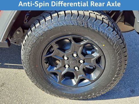 Used 2023 Jeep Wrangler Unlimited w/ Convenience Group image 16