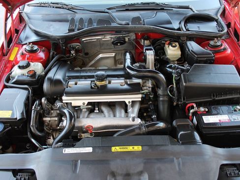 Used 2000 Volvo C70 LT FWD image 33