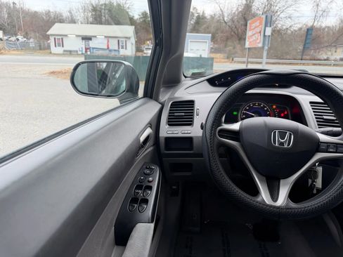 Used 2011 Honda Civic LX image 29