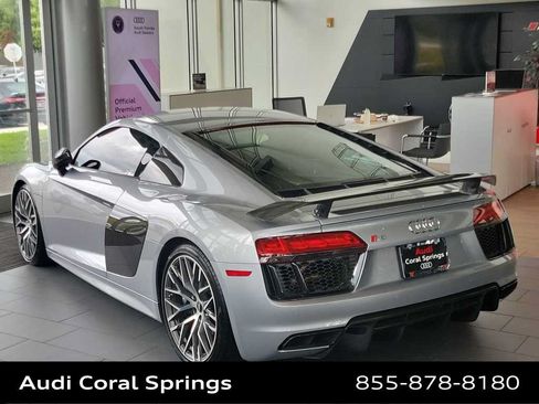 Used 2017 Audi R8 V10 plus AWD/4WD image 4
