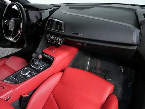 Used 2022 Audi R8 V10 performance image 17