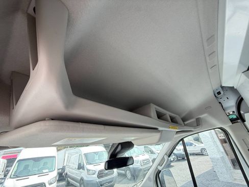Used 2019 Ford Transit 250 148 Medium Roof RWD image 15