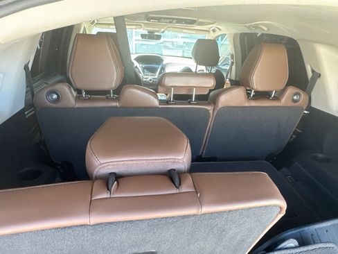 Used 2017 Acura MDX FWD w/ Advance & Entertainment image 12