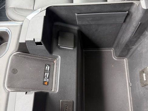 Used 2022 Chevrolet Silverado 1500 LT Trail Boss w/ LT Trail Boss Premium Package image 19