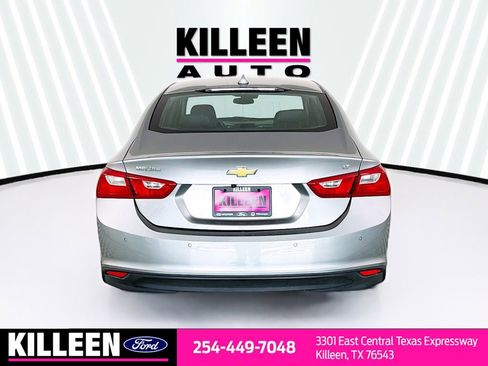 Used 2025 Chevrolet Malibu LT FWD image 7