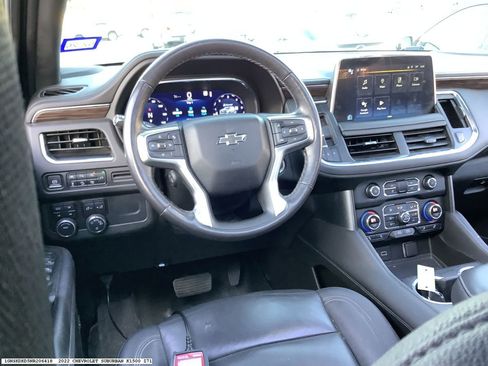 Used 2022 Chevrolet Suburban Z71 w/ Luxury Package image 10