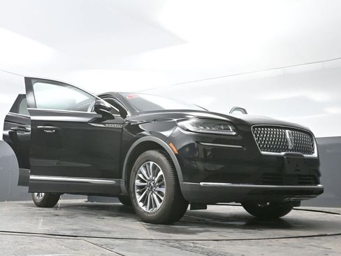 Used 2023 Lincoln Nautilus FWD image 76