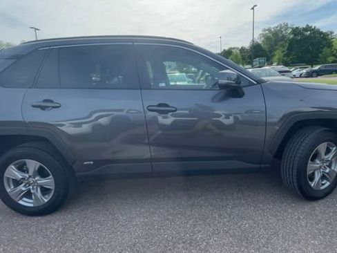 Certified 2025 Toyota RAV4 XLE AWD/4WD image 9