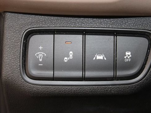 Used 2020 Hyundai Santa Fe SEL FWD image 37