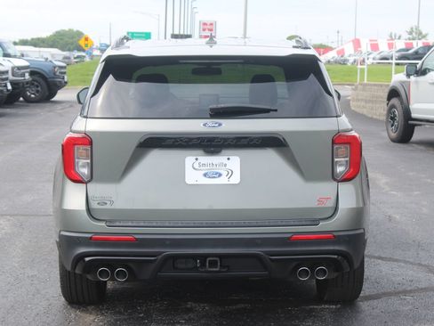 Used 2020 Ford Explorer ST w/ Premium Technology Package AWD/4WD image 4