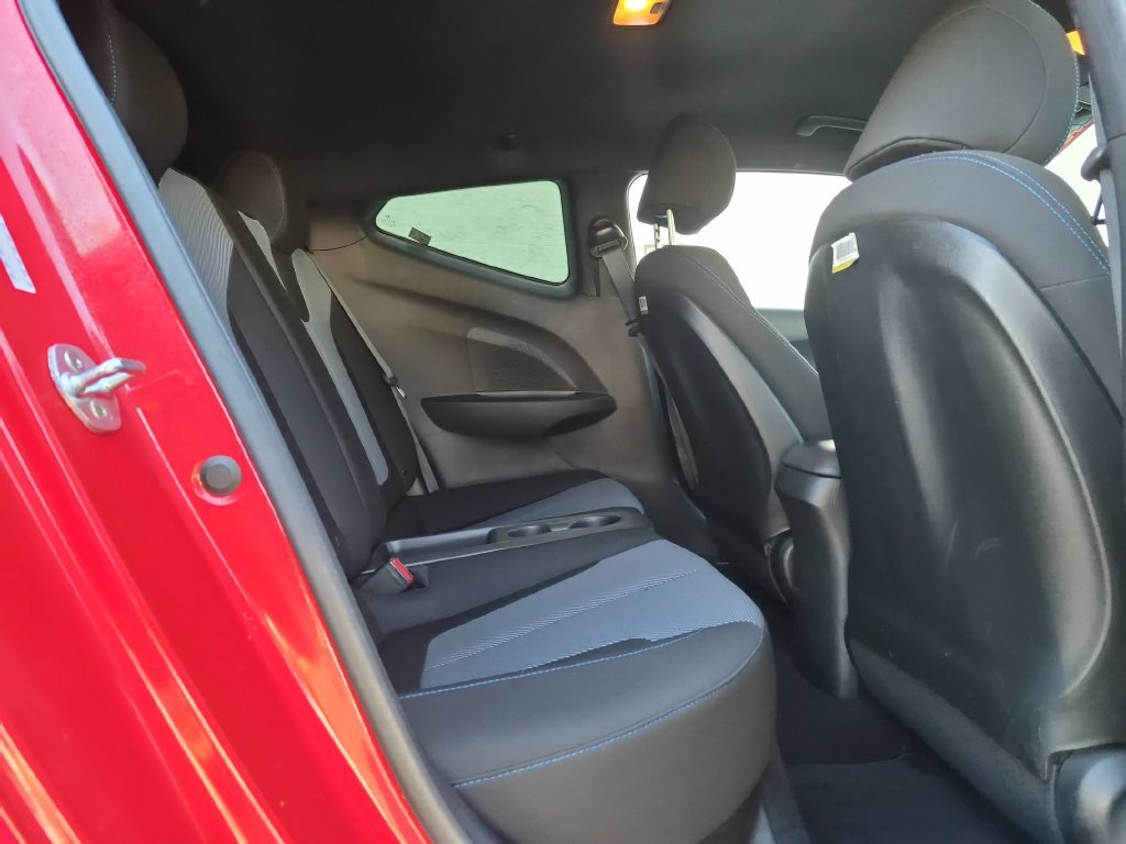 Used 2019 Hyundai Veloster 2.0 FWD image 13
