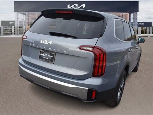 New 2025 Kia Telluride LX image 3