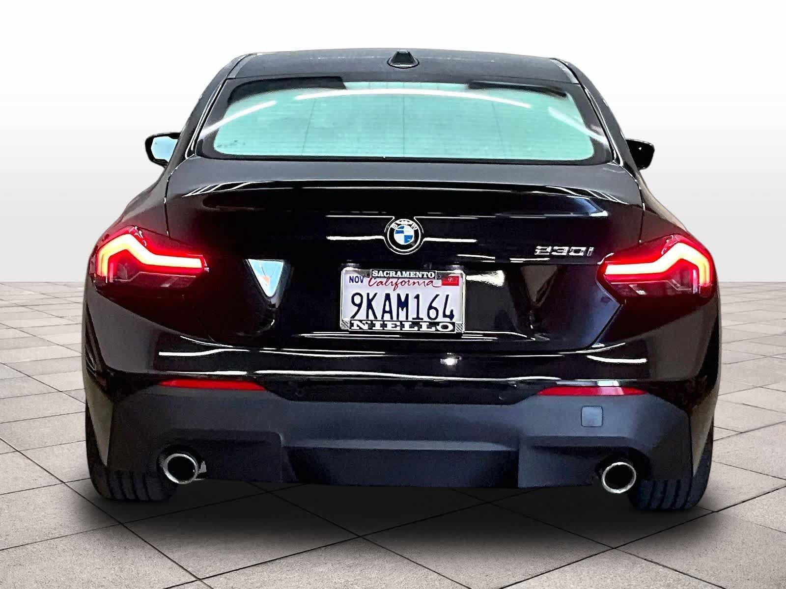 Used 2023 BMW 230i Coupe w/ Convenience Package RWD image 7