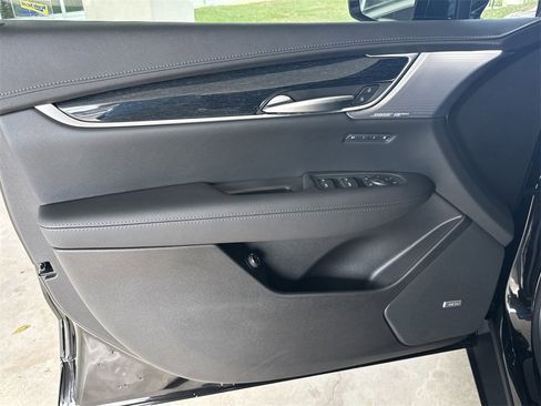 New 2026 Cadillac XT5 Premium Luxury w/ Driver Assist Package image 11