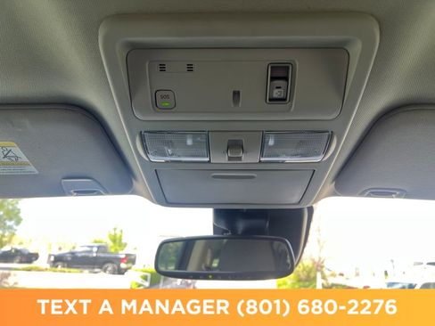 Used 2021 Nissan Titan SV w/ SV Convenience Package AWD/4WD image 21