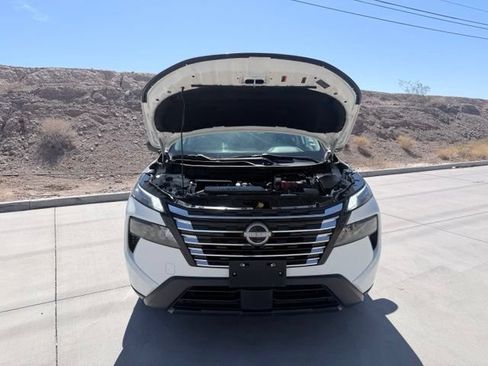 Used 2024 Nissan Rogue S AWD/4WD image 35