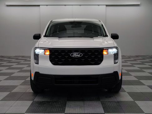 New 2025 Ford Maverick XL image 6