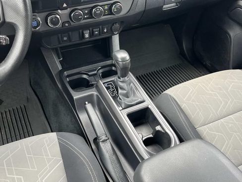 Used 2023 Toyota Tacoma TRD Off-Road AWD/4WD image 14