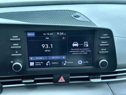 Used 2024 Hyundai Elantra SE FWD image 18
