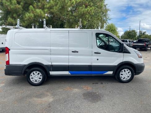 Used 2018 Ford Transit 150 130 Low Roof image 6
