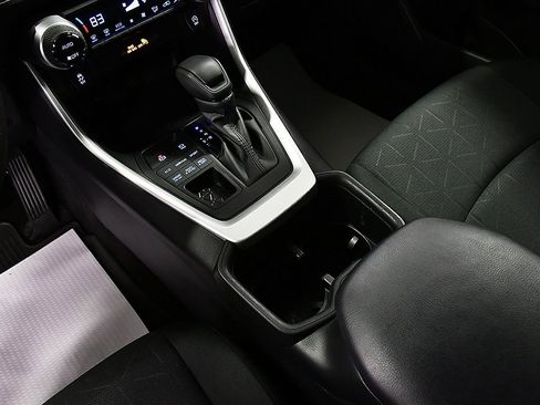 Used 2024 Toyota RAV4 XLE image 22