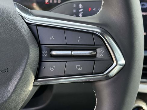 New 2026 Chevrolet Equinox EV LT image 13