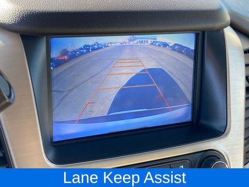 Used 2017 GMC Yukon Denali w/ Open Road Package image 10