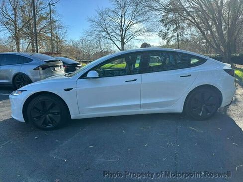 Used 2025 Tesla Model 3 Long Range image 8