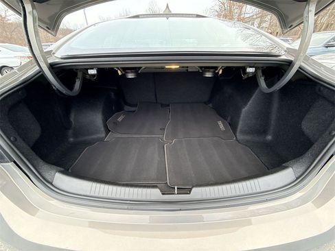 Used 2017 Chevrolet Malibu Premier w/ Premier Sun and Wheel Package image 21