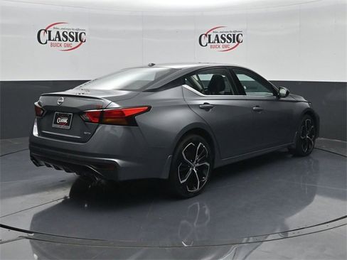 Used 2025 Nissan Altima 2.5 SR image 7