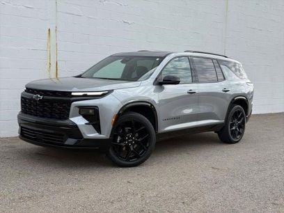 Certified 2024 Chevrolet Traverse RS w/ LPO, Floor Liner Package