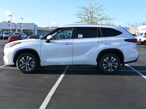 New 2026 Toyota Highlander XLE AWD/4WD image 4