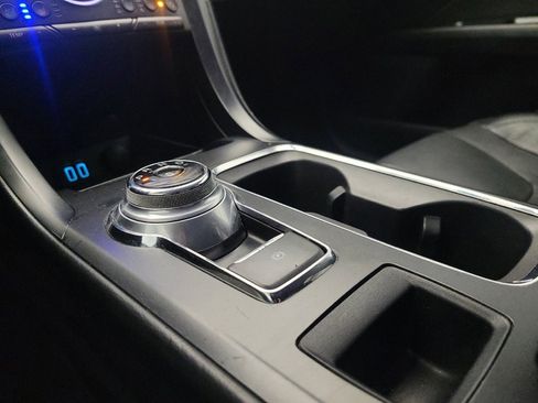 Used 2020 Ford Fusion Titanium AWD/4WD image 26