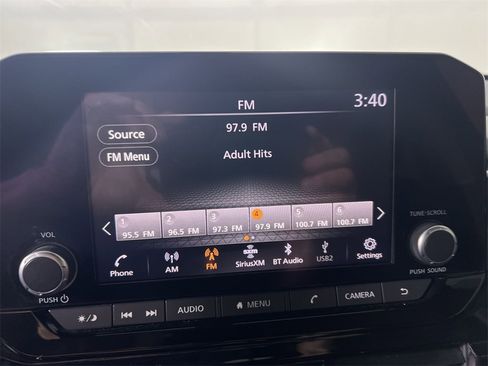 Certified 2022 Nissan Pathfinder SV w/ SV Premium Package image 12