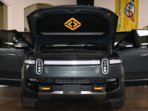 Used 2023 Rivian R1S Launch Edition AWD/4WD image 87