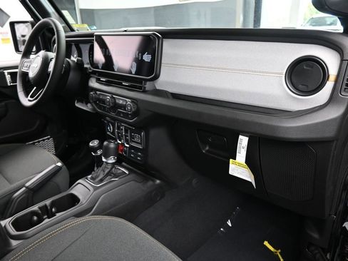 New 2026 Jeep Gladiator Willys image 39