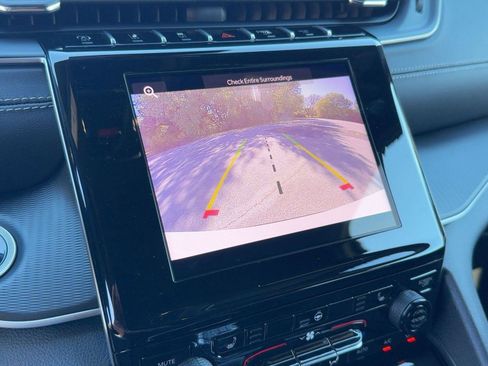 New 2025 Jeep Grand Cherokee L Altitude image 22