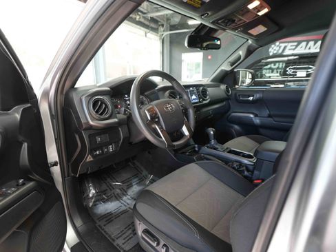 Used 2023 Toyota Tacoma TRD Off-Road image 8