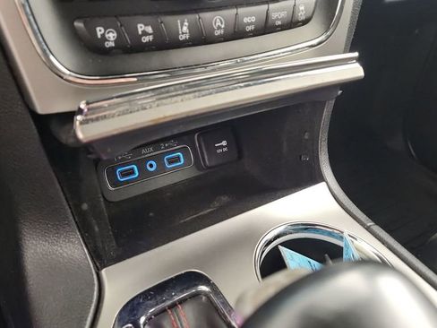 Used 2018 Jeep Grand Cherokee Trailhawk AWD/4WD image 16