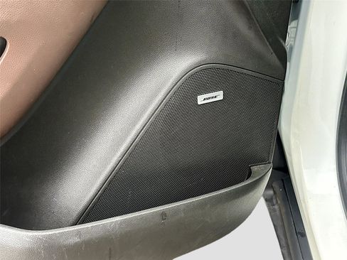 Used 2015 Chevrolet Trax LT w/ LT Sun and Sound Package FWD image 18