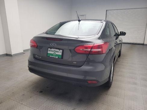 Used 2018 Ford Focus SE w/ Cold Weather Package image 7