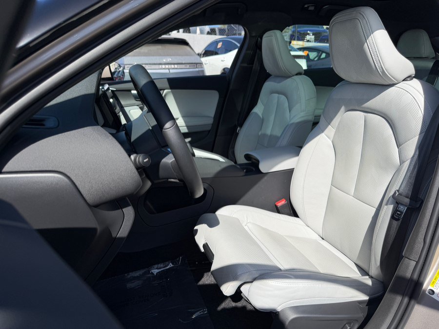 Used 2024 Polestar Polestar 2 RWD image 16
