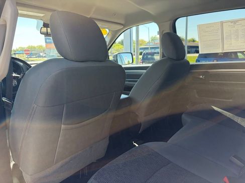 Used 2018 RAM 1500 Big Horn AWD/4WD image 18