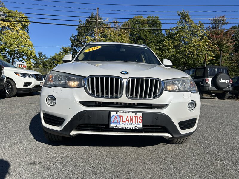 Used 2016 BMW X3 xDrive28i AWD/4WD image 2