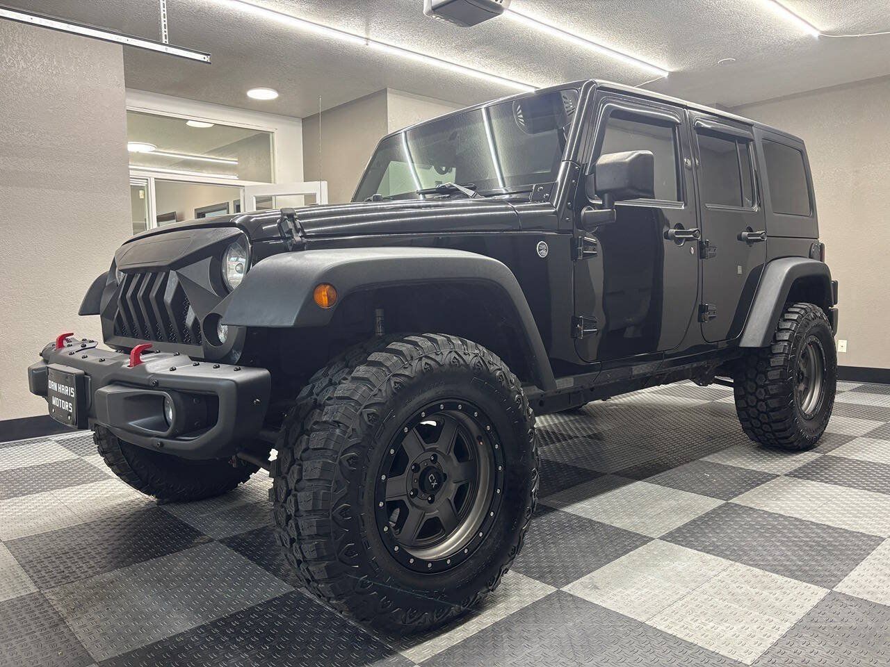 Used 2017 Jeep Wrangler Unlimited Sport w/ Trailer Tow Group AWD/4WD image 2